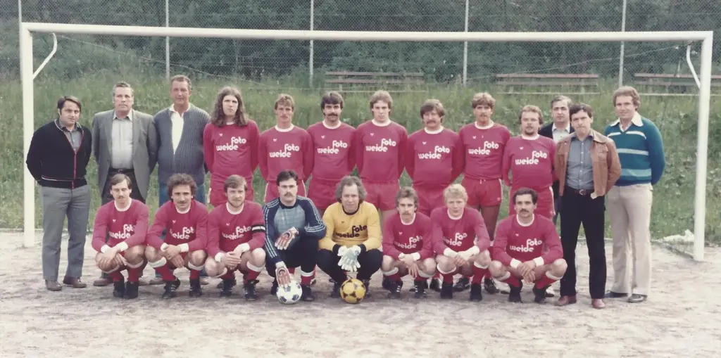 SV Bad Herrenalb Staffelmeister Mannschaftsfoto 1983/84