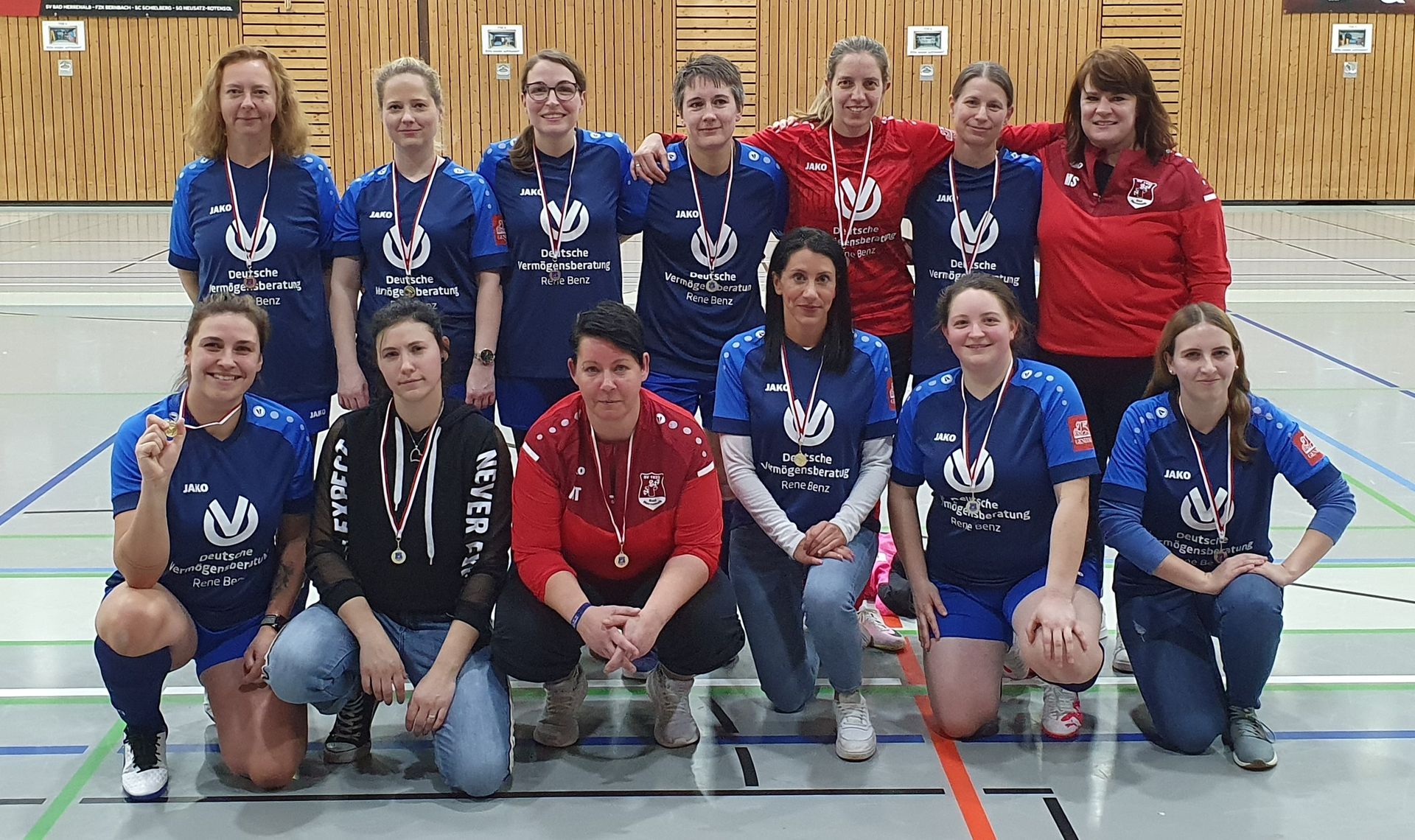 Damen Halltenturnier Mannschaftsfoto 2024